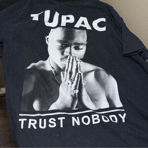 Men's Black Tupac Graphic Tee